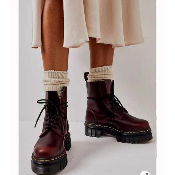 NWT Free People Dr. Martens Audrick Brando Leather Lace-Up Boots Size 7, 8, or 9 - Picture 3 of 17